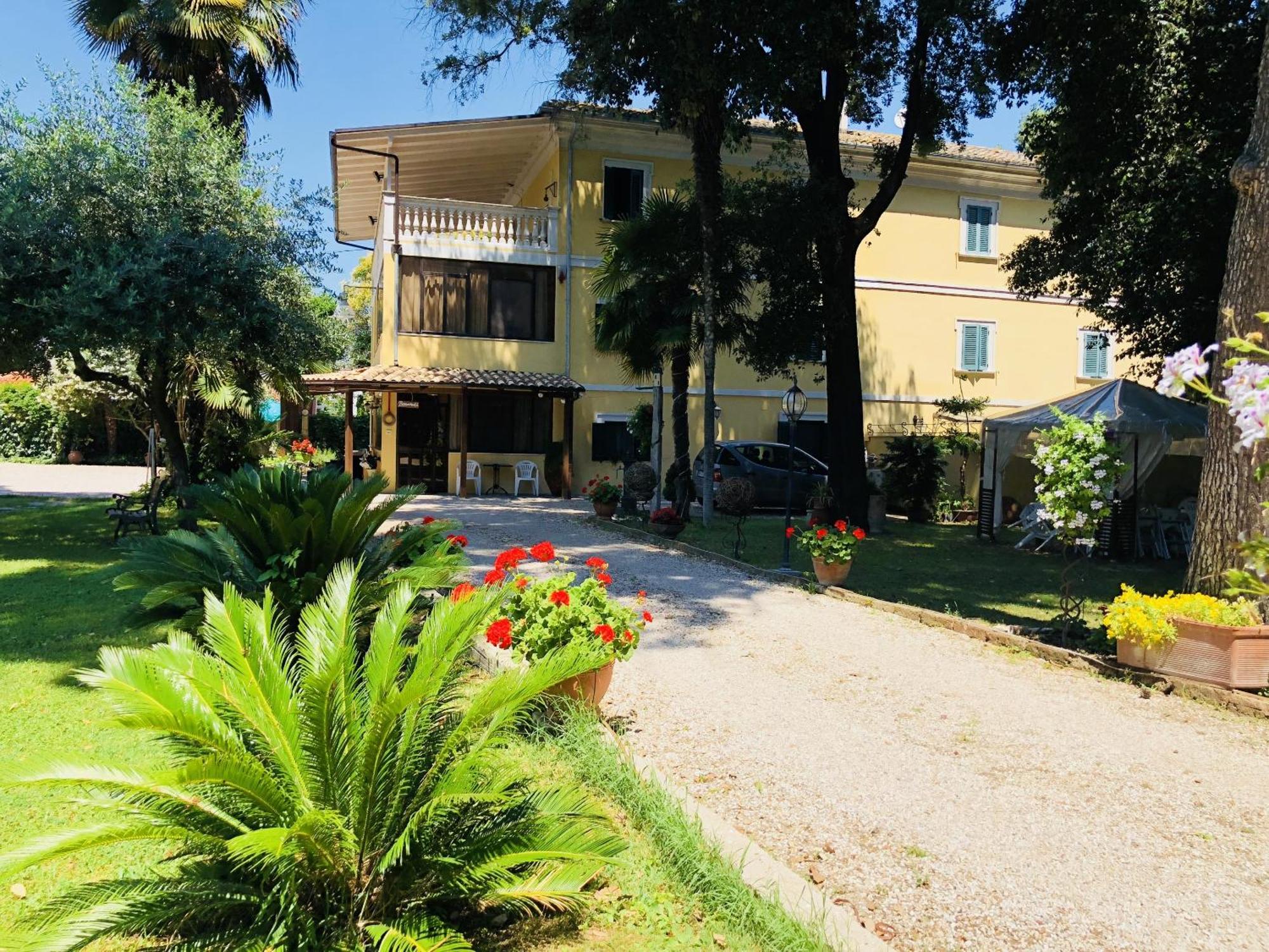 Villa Berghella Montesilvano Marina Eksteriør bilde